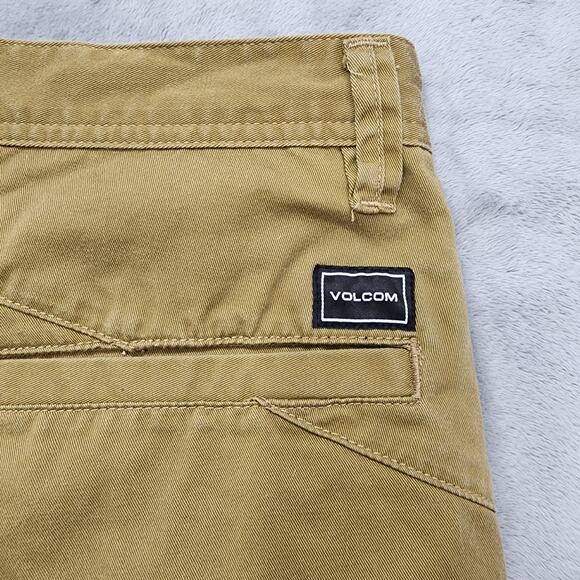 Volcom Shorts Mens 32 Tan Flat Front Chino Bermuda Casual Skater Preppy Summer - Picture 4 of 14